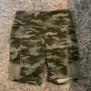 (PINK) camo biker shorts